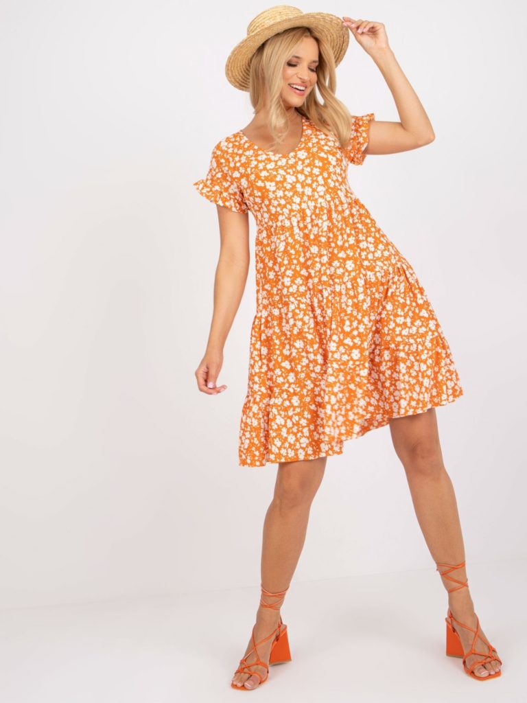 oranžové kvietkované šaty