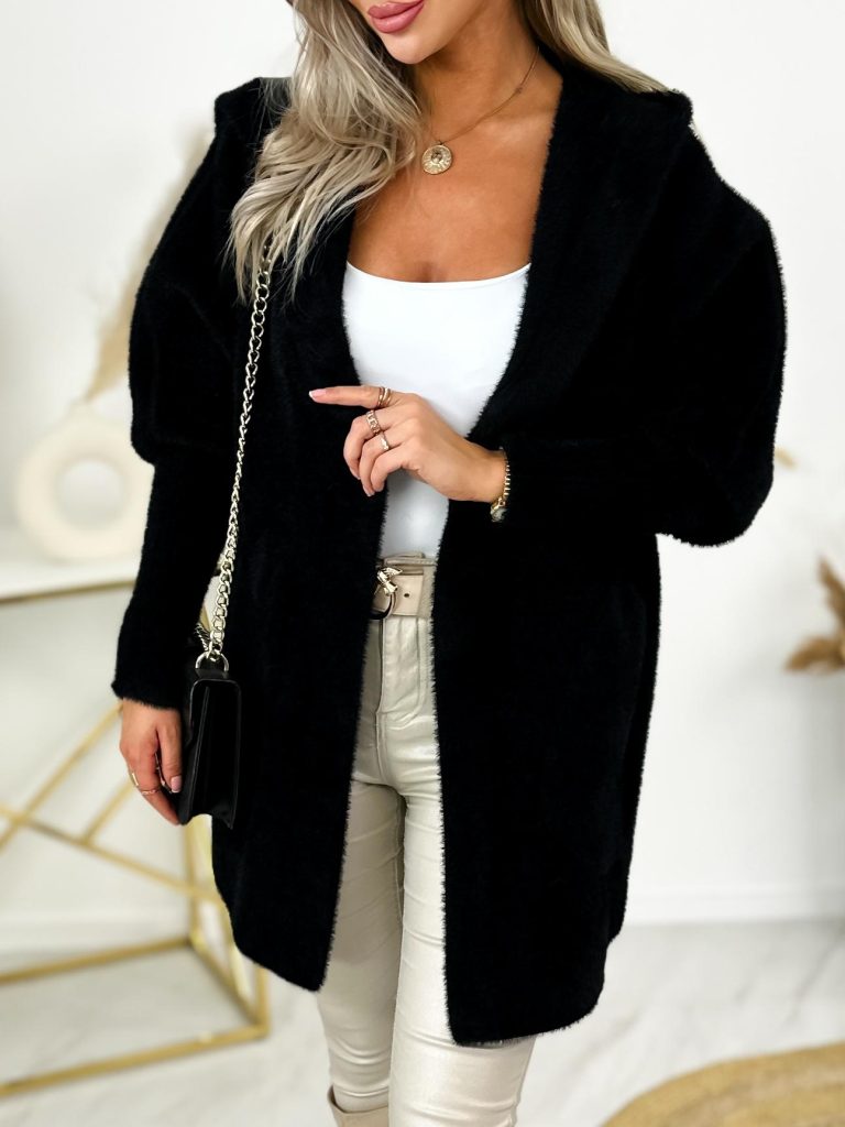 čierny kabát alpaka s kapucňou